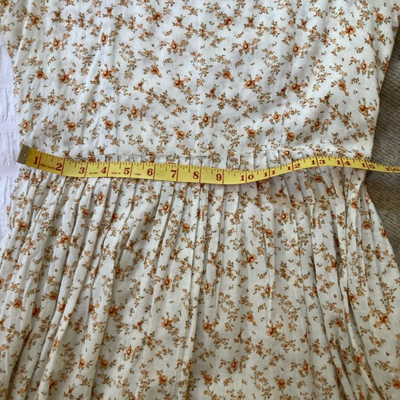 Christy Dawn Scarlet dress in buckwheat floral, M - Picture 5 of 5